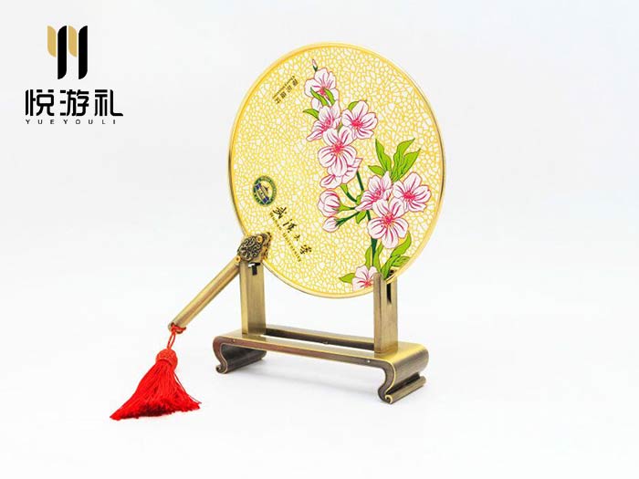 通过西方博物馆文创产品对我国博物馆文创产品的启发（一）