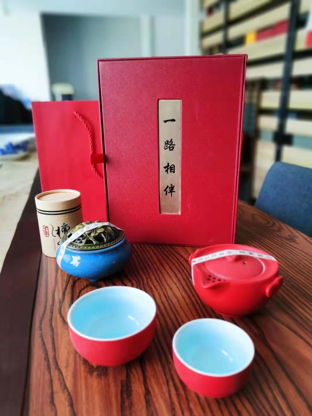 文创作品与瓷器的融合