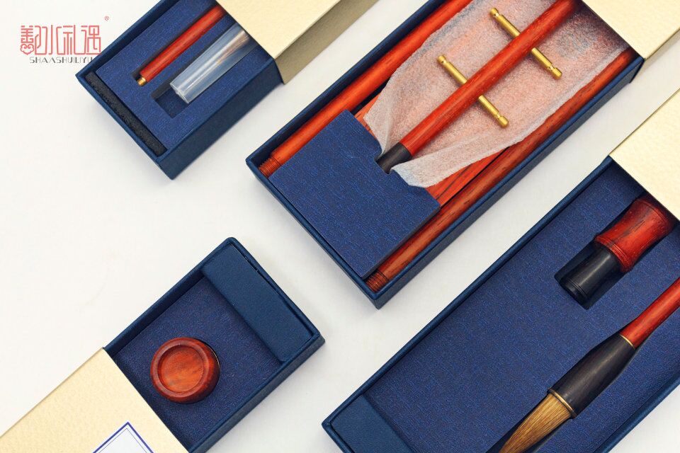 榫卯文化符号的文创设计