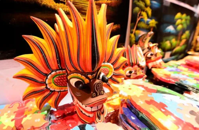 文化创意产业需求侧视域下艺术设计本土化实现路径探索